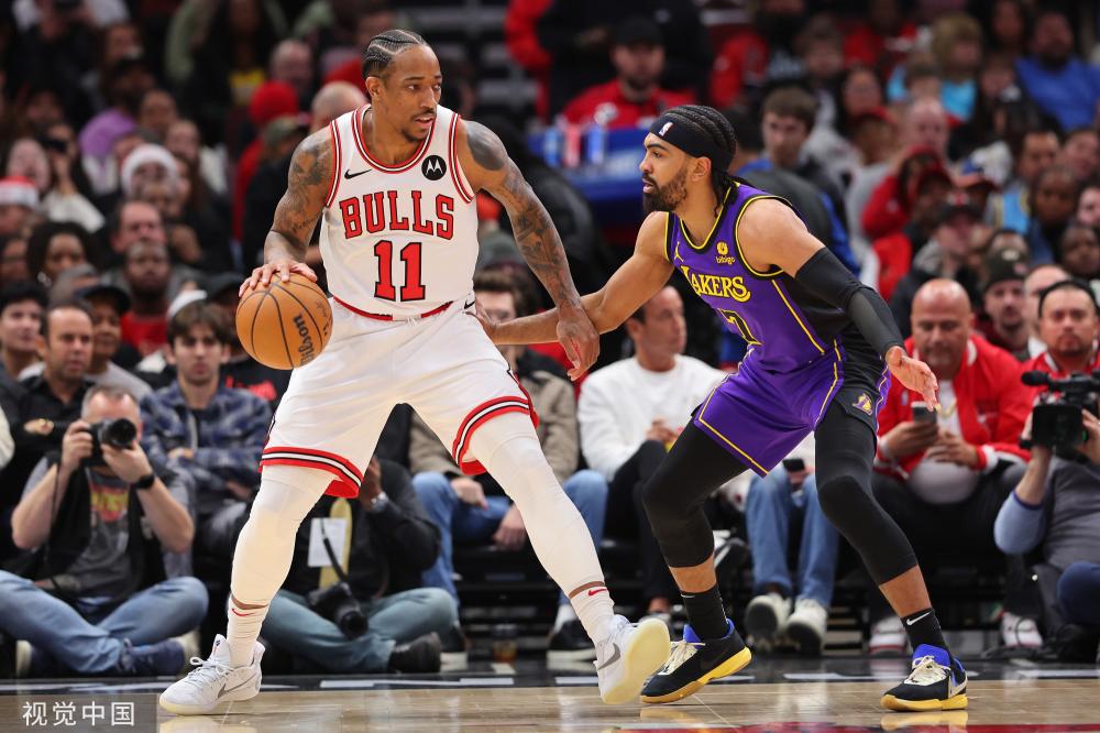 依旧抢眼 依旧抢眼