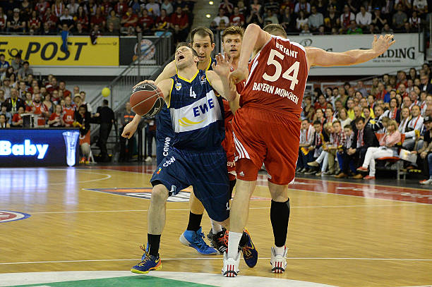 莱万在比赛 莱万在比赛