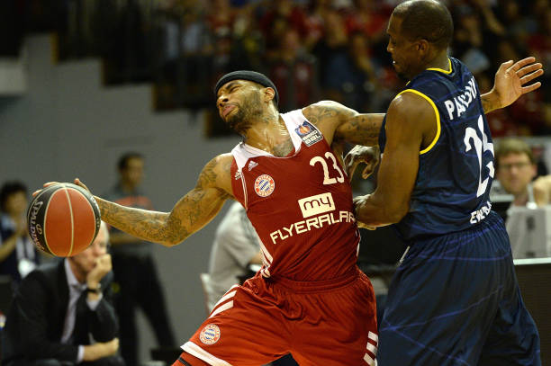 出自巴塞罗 出自巴塞罗